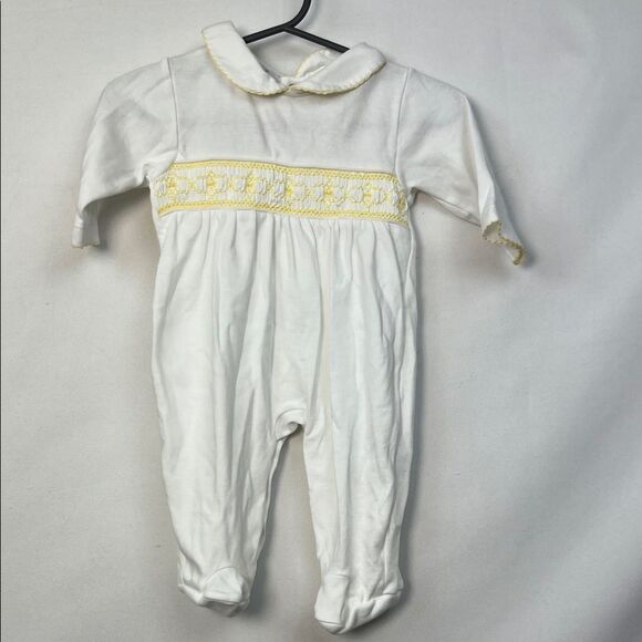 Hug Me First White with yellow embroidery smocked Pima Cotton Footie EUC 0-3 m - Picture 1 of 11